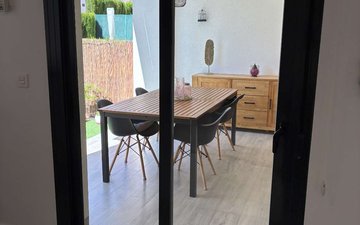Property slide 32