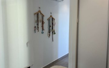 Property slide 29