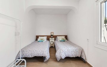 Property slide 30