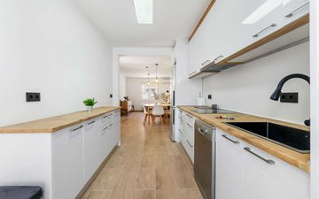 Property slide 22