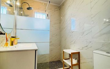 Property slide 22