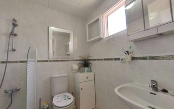 Property slide 14