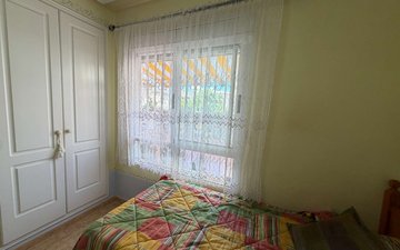 Property slide 10