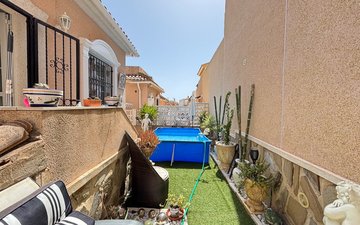 Property slide 25