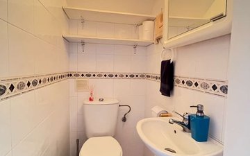 Property slide 8