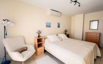 Property slide 23