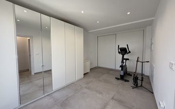 Property slide 14