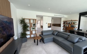 Property slide 17