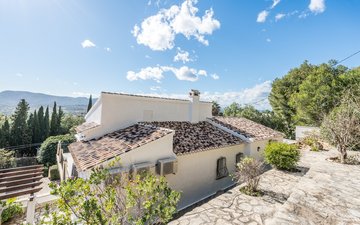 Property slide 50
