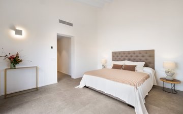 Property slide 22