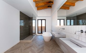 Property slide 25