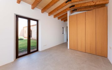 Property slide 21