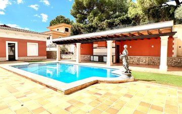 Property slide 22