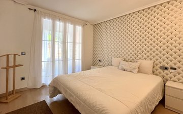 Property slide 15