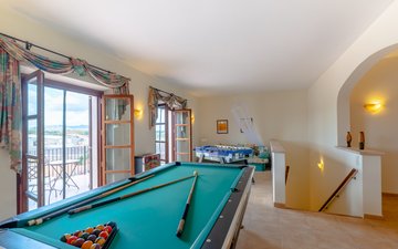 Property slide 17