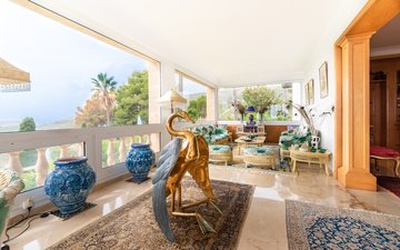 Property slide 15