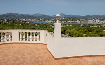 Property slide 4