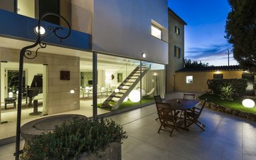Property slide 6