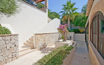 Property slide 5