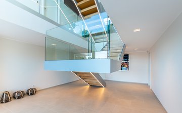 Property slide 10
