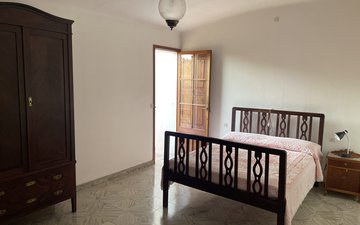Property slide 10