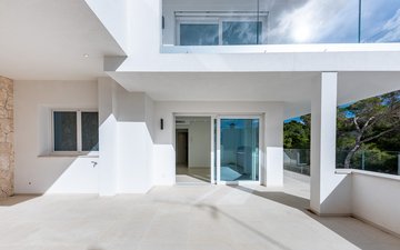 Property slide 22