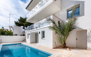 Property slide 8