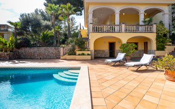 Property slide 23