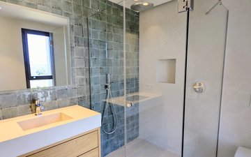 Property slide 19