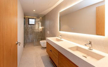 Property slide 25