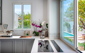 Property slide 11