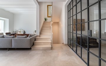 Property slide 18