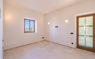 Property slide 38
