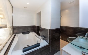 Property slide 16