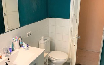 Property slide 18