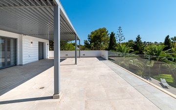 Property slide 16