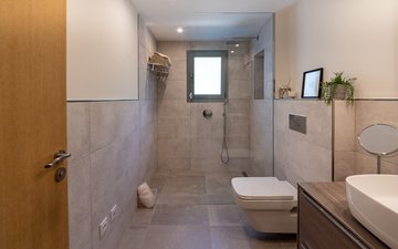Property slide 20
