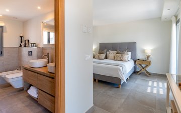 Property slide 15