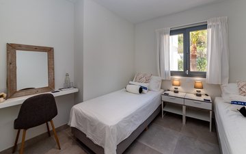 Property slide 21