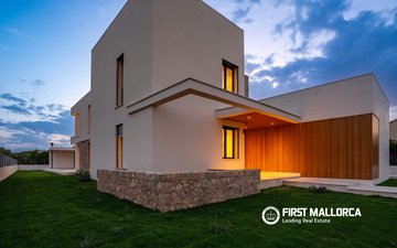 Property slide 35