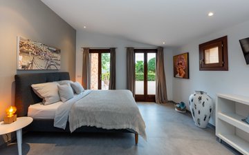 Property slide 16