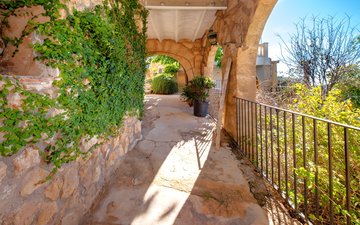 Property slide 21