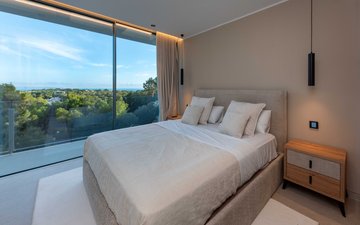 Property slide 19