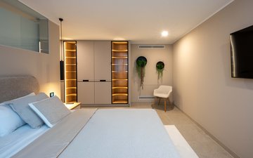 Property slide 25