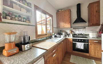 Property slide 9