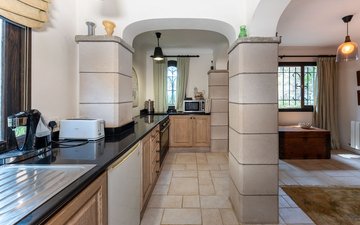 Property slide 14