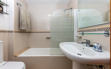 Property slide 15