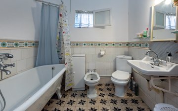 Property slide 17