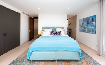 Property slide 17