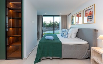 Property slide 15